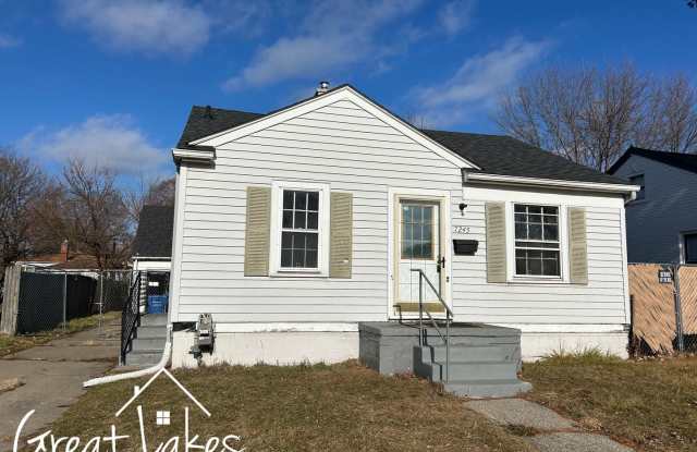 Lovely 3 Bedroom 1 Bathroom now available for rent photos photos