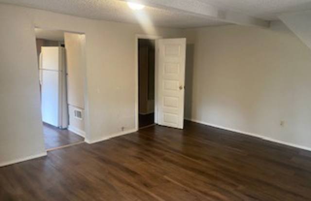 COMING SOON!  2 Bedroom 1 Bathroom Duplex Gallery 3