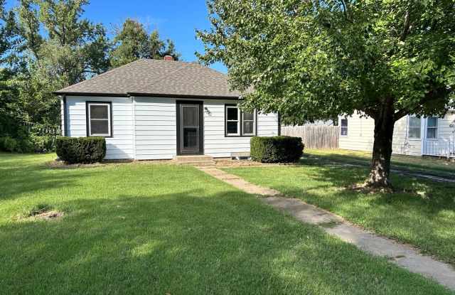 Freshly Updated 2 Bedroom Home with Finished Basement Gallery 1