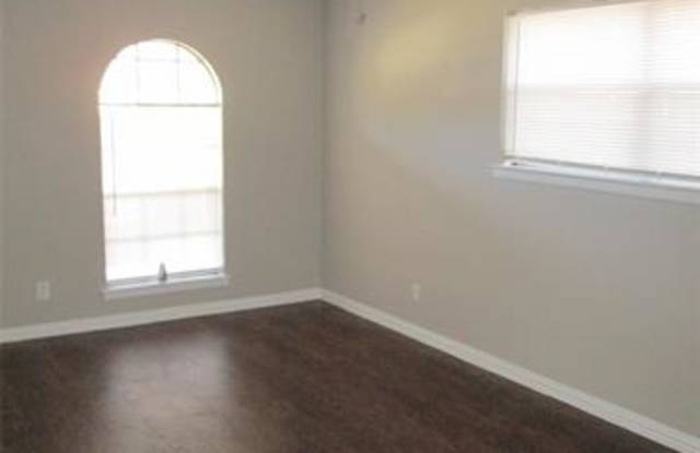 5124 Sears Drive Gallery 4