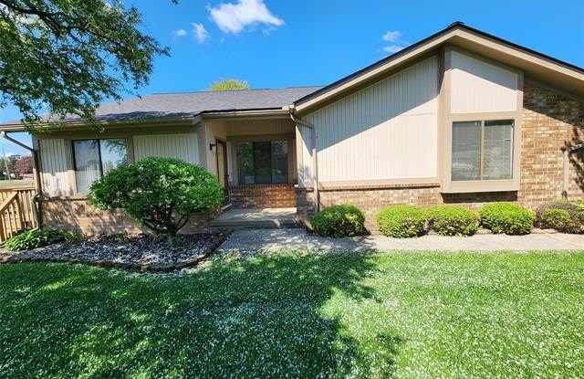 38824 Windmill Pointe S photos photos