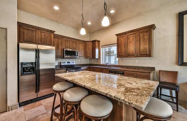 Fully Furnished 2-Bedroom Condo with Pool! photos photos Fully Furnished 2-Bedroom Condo with Pool! photos photos