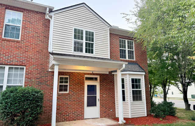 1640 Hedingham Blvd. Gallery 1