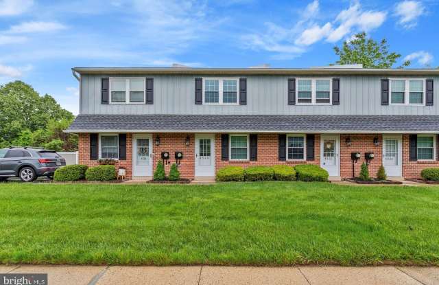 4520 ROSEMARIE DRIVE photos photos