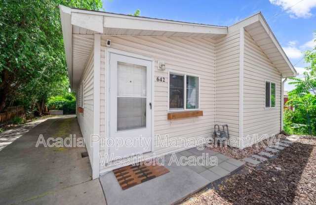642 S Harmony Ct photos photos