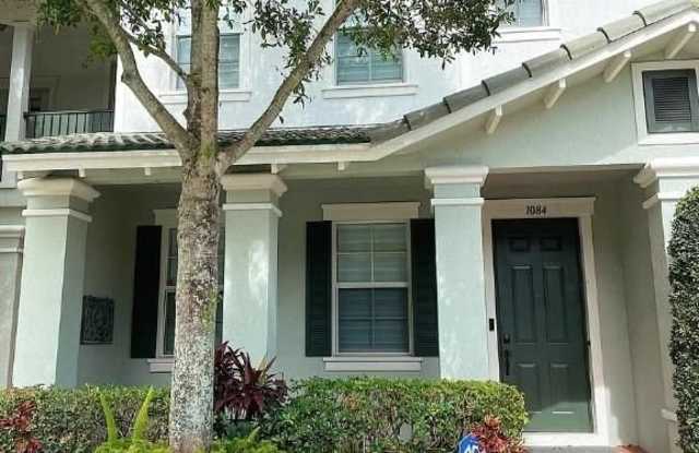1084 NW 18th Ave photos photos