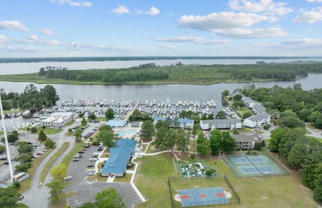 Water View Gem 2x2 Spacious Condo Fairfield Harbour photos photos