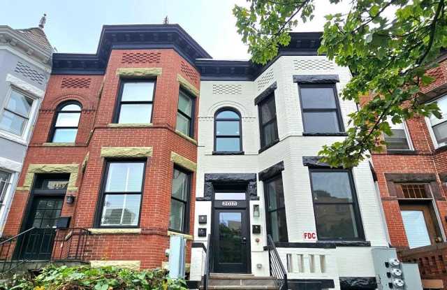 2015 13TH Street NW unit: 2 photos photos