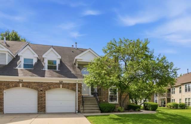 326 Satinwood Court N Gallery 1