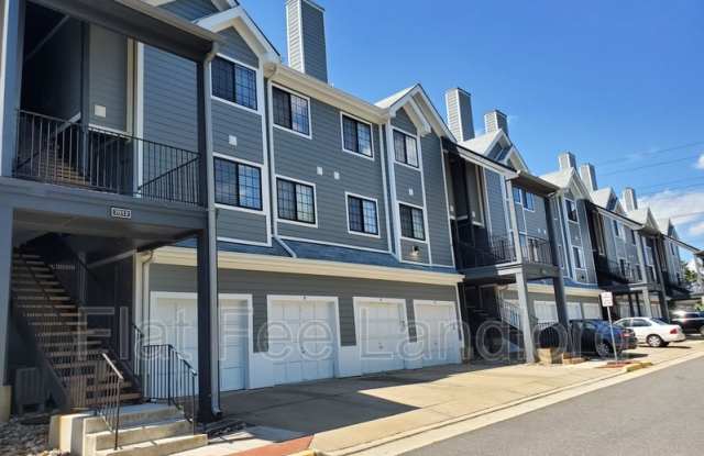7012 Irwell Ln - 7012 Irwell Lane, Kingstowne, VA 22315
