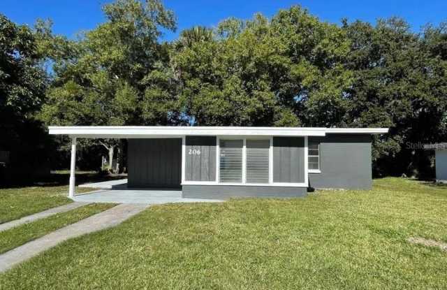 206 Poinciana Circle - 206 Poinciana Circle, Kissimmee, FL 34744