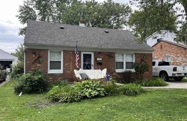 23826 Deziel Street - 23826 Deziel Street, St. Clair Shores, MI 48082