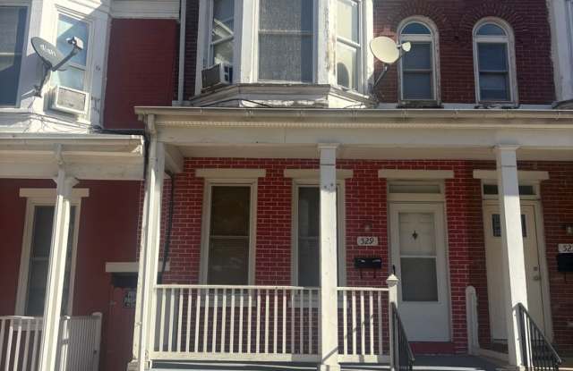 Section 8 Eligible-Spacious 3-4 Bedroom House, Yard, Parking-York City SD photos photos