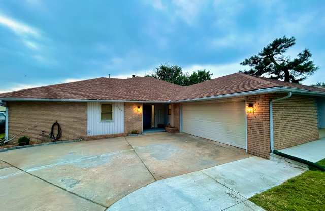 2505 Franklin Drive photos photos