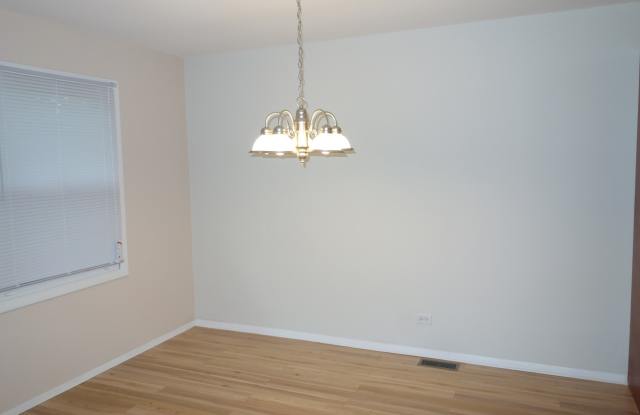 310 Creekside Drive Gallery 3