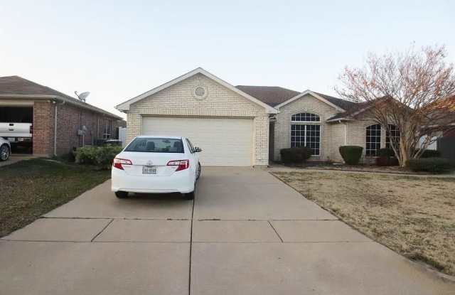 11 Bahama Court - 11 Bahama Court, Mansfield, TX 76063