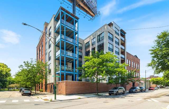 1600 S Jefferson Street Gallery 1
