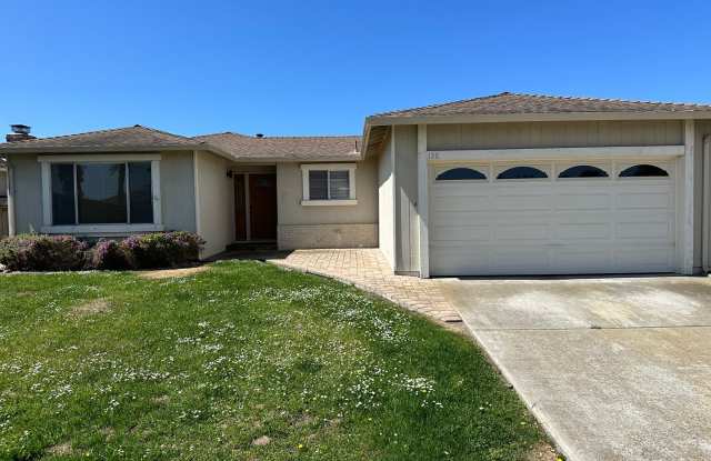 Marina Home Near the Beach photos photos