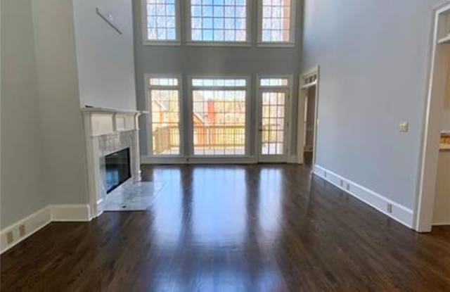 2660 Coachmans Circle Gallery 4