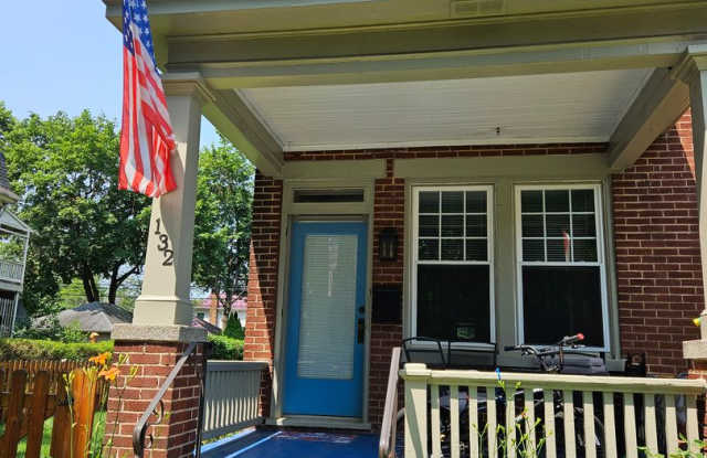 Charming 3/4 bedroom home in desired Carlisle neighborhood photos photos