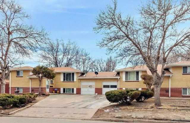 2 Bed 1 Bath in Edgewater! photos photos 2 Bed 1 Bath in Edgewater! photos photos