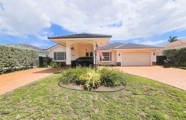 14256 SW 14th St photos photos