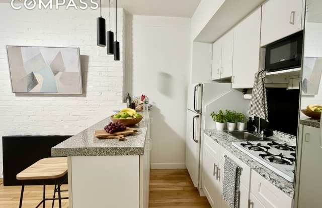 237 East 79th Street Gallery 2