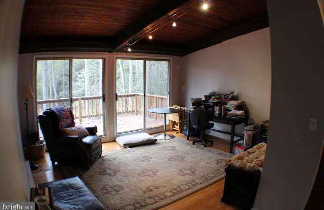 3519 BEVERLY DRIVE Gallery 2