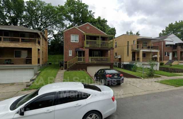 5400 Newfield Avenue photos photos