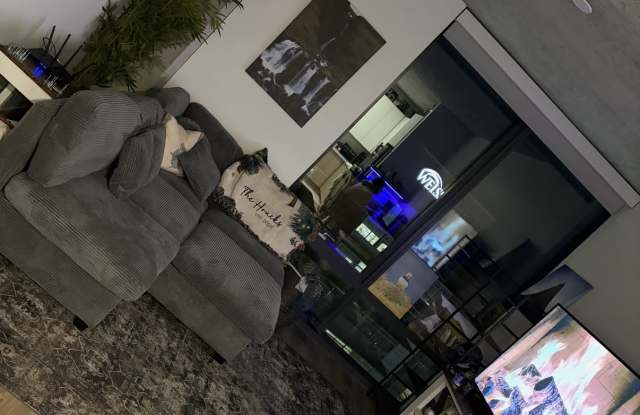 4601 N Marine Dr Gallery 4