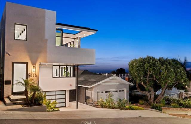 656 24th Place - 656 24th Place, Hermosa Beach, CA 90254