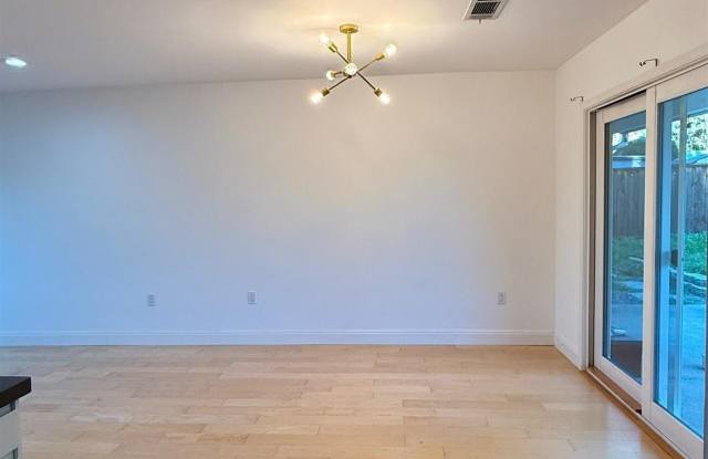 1568 Placer Dr Gallery 3