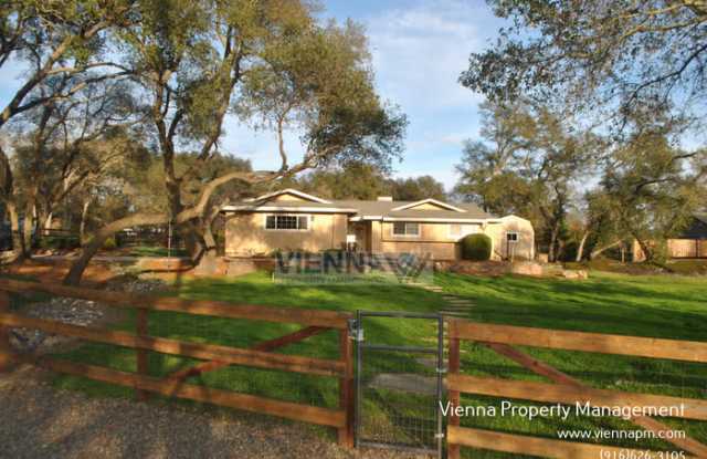 7457 Shadow Oaks Lane photos photos