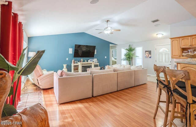 6224 Seminole Drive Gallery 3