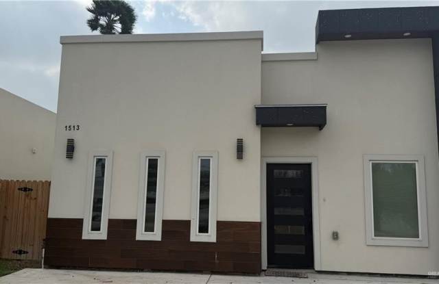 1513 W B Street photos photos 1513 W B Street photos photos