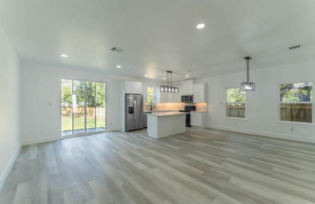 316 Beckham Street W Gallery 3