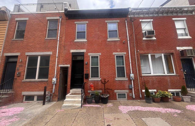 533 MANTON Street photos photos