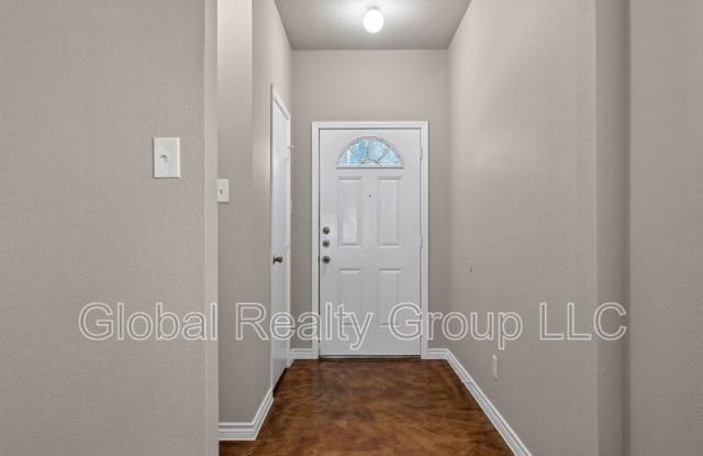 7802 Kingsbury Way Gallery 4
