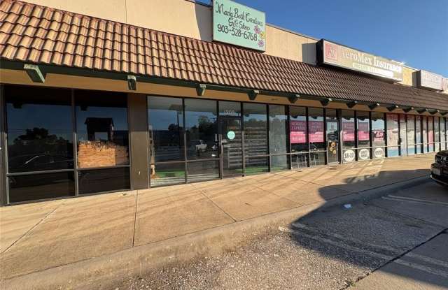 1909 Texoma Parkway - 1909 Texoma Parkway, Sherman, TX 75090