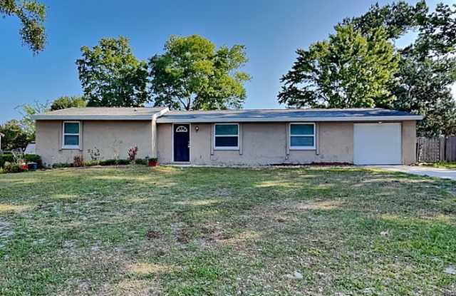 2816 Commanche Avenue photos photos