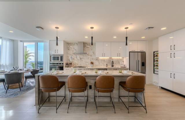 Gables Riverwalk Gallery 4