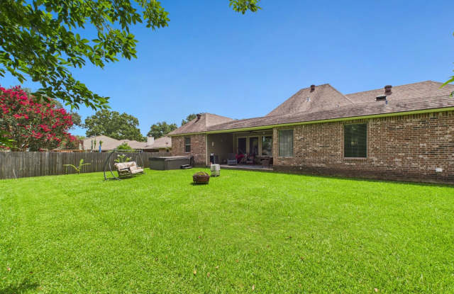 Nestled in the desirable Quail Hollow Subdivision photos photos Nestled in the desirable Quail Hollow Subdivision photos photos