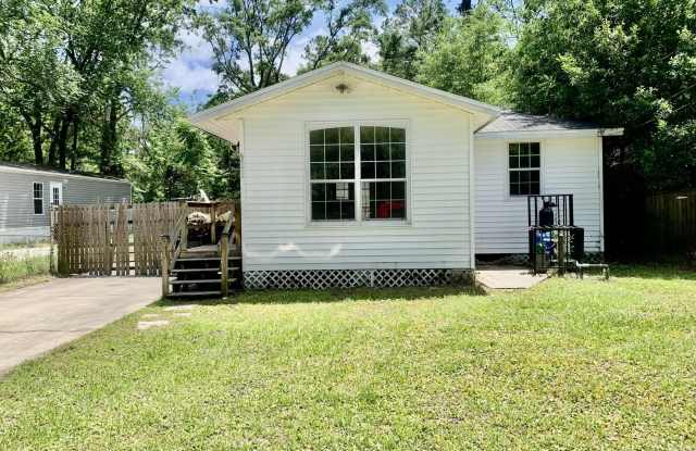 6552 HUGHES Street - 6552 Hughes Street, Jacksonville, FL 32219