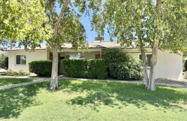 1526 W WINDSOR Avenue - 1526 West Windsor Avenue, Phoenix, AZ 85007 1526 W WINDSOR Avenue - 1526 West Windsor Avenue, Phoenix, AZ 85007