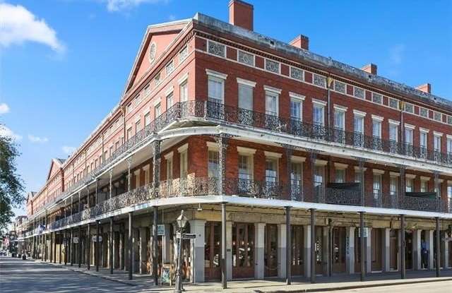 807 DECATUR Street Gallery 1