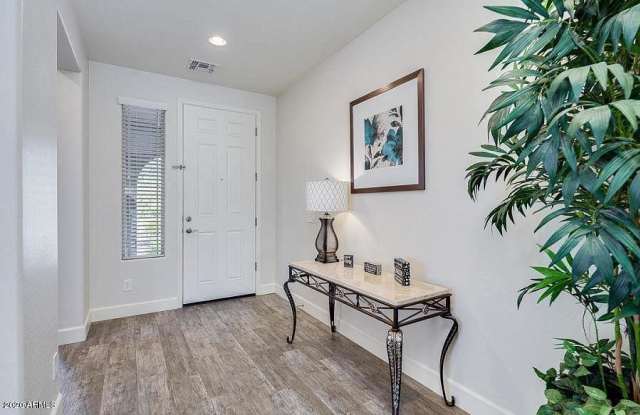 31322 N 26TH Drive Gallery 2