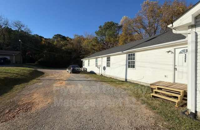 132b North Poole Street - 132 North Poole Street, Ashland City, TN 37015