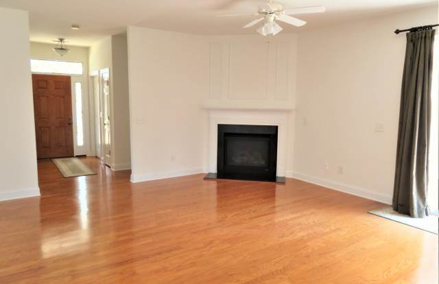 1023 Garden Club Way Gallery 4