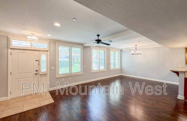 88 South 900 East Gallery 2