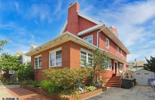 31 N Tallahassee Ave - 31 North Tallahassee Avenue, Atlantic City, NJ 08401